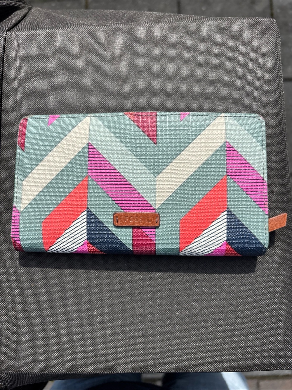 Fossil Chevron Zip Wallet in Teal, Pink, Red, Navy & Cream